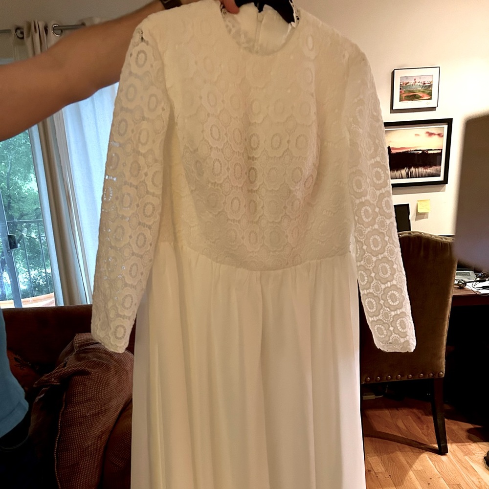 Kate Middleton inspired, white crochet gown